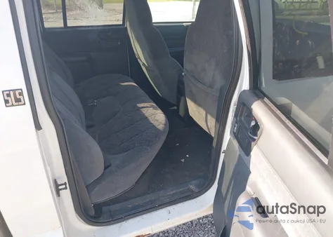 2002 GMC Sonoma from USA, damaged, VIN 1GTDT13W02K231891